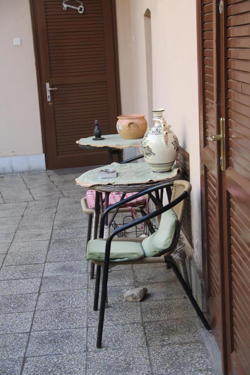 Afrodite Apartmanok Eger Bagian luar foto
