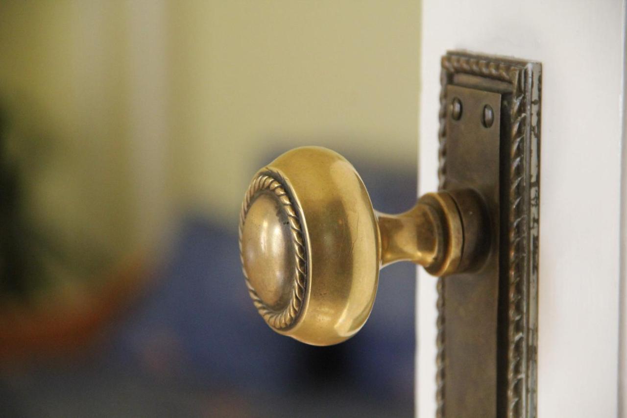 Afrodite Apartmanok Eger Bagian luar foto